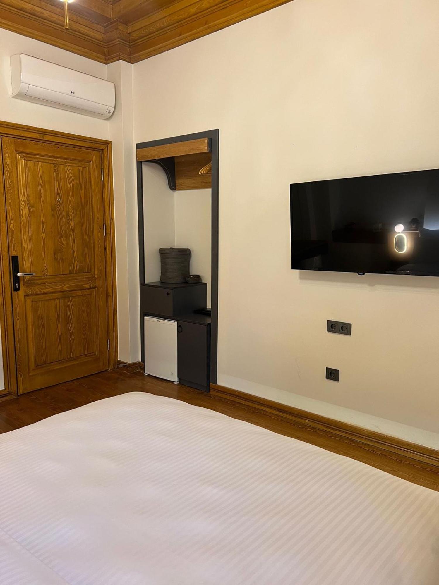 Elmira Pera Hotel & Spa - Special Class Istambul Extérieur photo