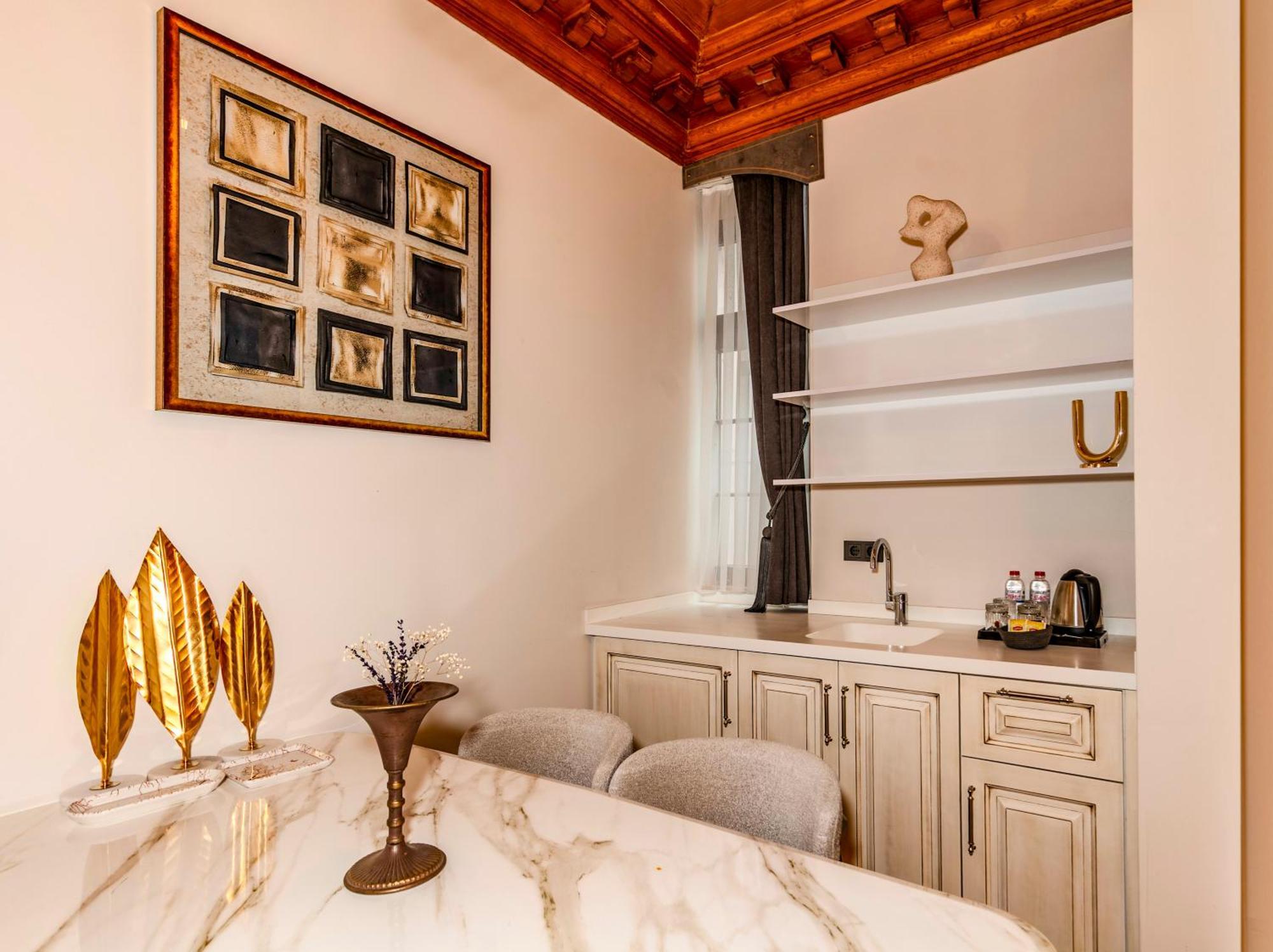 Elmira Pera Hotel & Spa - Special Class Istambul Extérieur photo